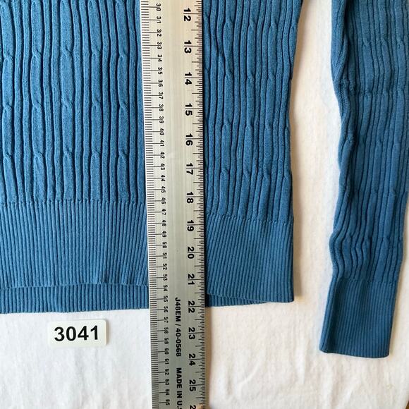 St. John's Bay Women’s Long Sleeve Screw Neck Knit Sweater Blouse size L, Blue - Picture 4 of 7